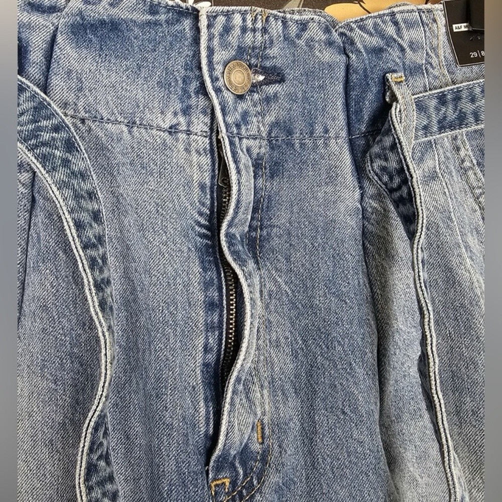A&F Ultra High Rise Paper-bag Waist Mom Jean Women Size 29 (Short) 80s 90s Style - Picture 4 of 9